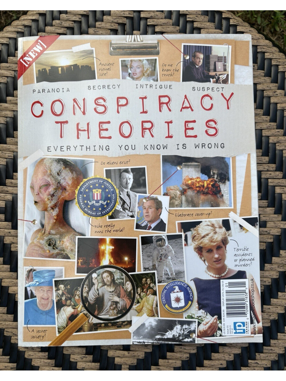 Conspiracy Theories Special Issue Sept 2012 Everything You Know Is Wrong Illus